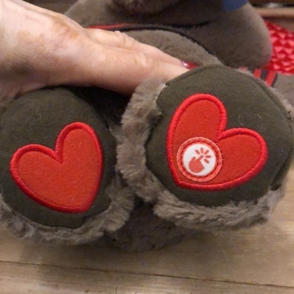 Hallmark Sweet Singin’ Elephant & Bird Plush Musical “You Are My Sunshine “ - Picture 4 of 11